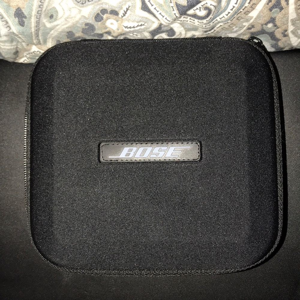 BOSE HEADPHONES